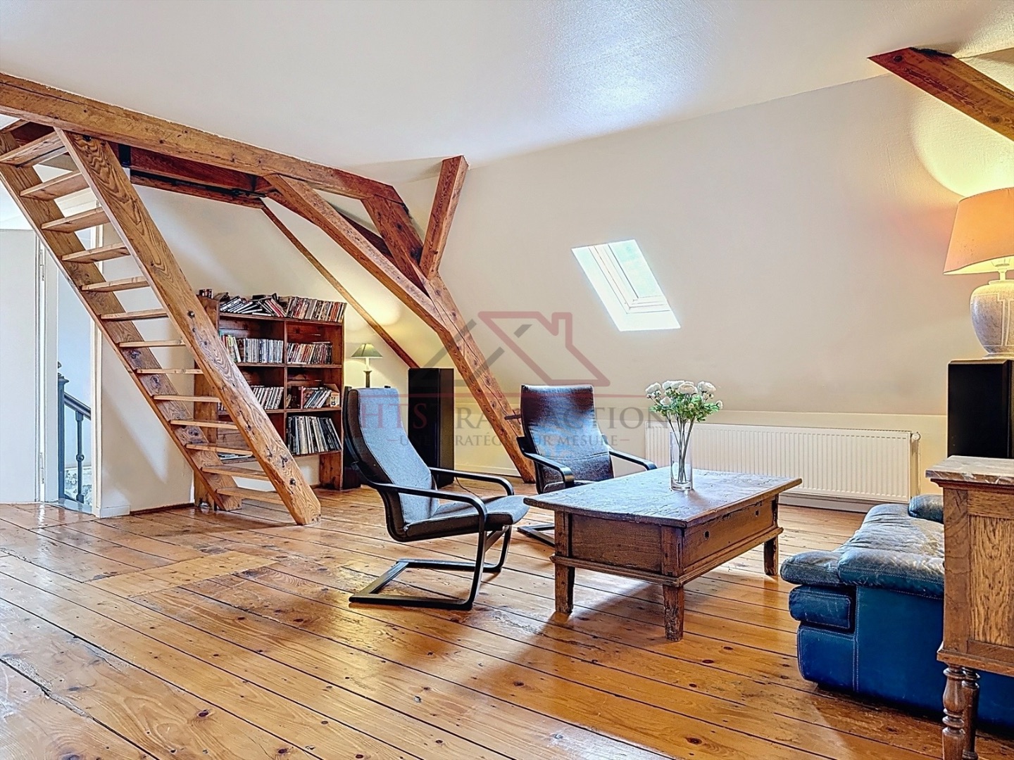 À VENDRE – MAISON DE CARACTÈRE – 350 m² – TERRAIN 1 114 m² 