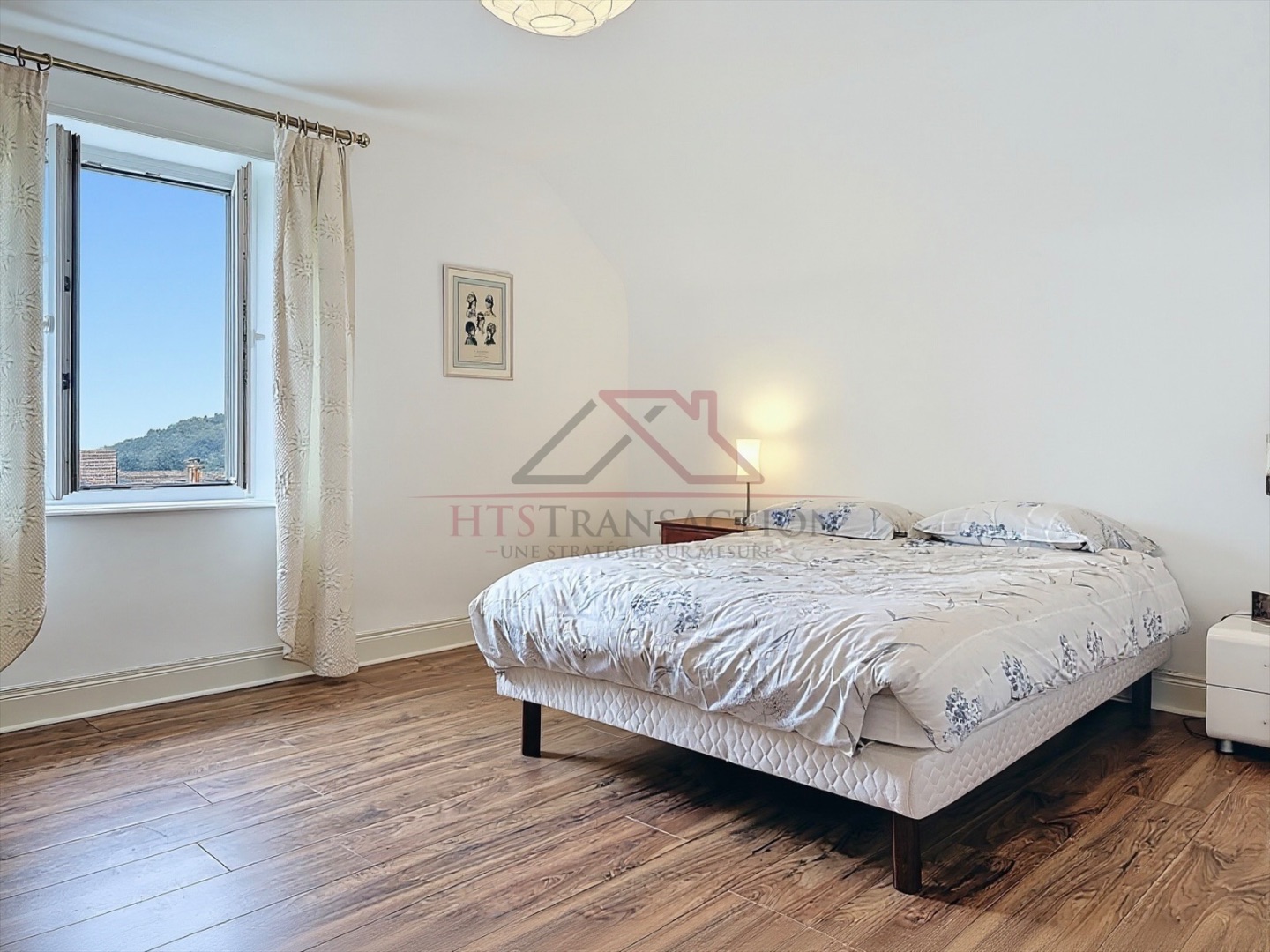 À VENDRE – MAISON DE CARACTÈRE – 350 m² – TERRAIN 1 114 m² 