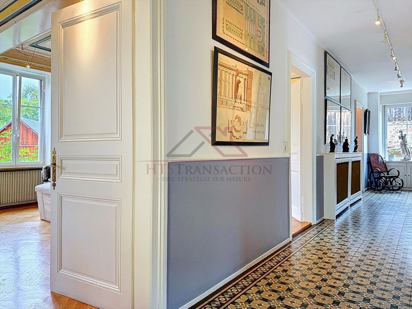 À VENDRE – MAISON DE CARACTÈRE – 350 m² – TERRAIN 1 114 m² 