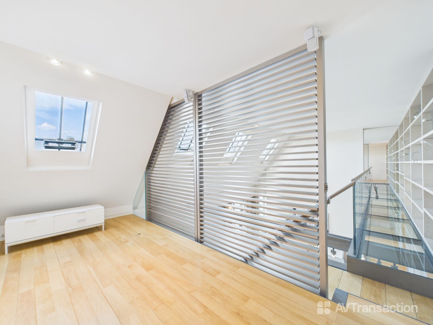 Penthouse d’exception – Paris 8e – Duplex signé Wilmotte