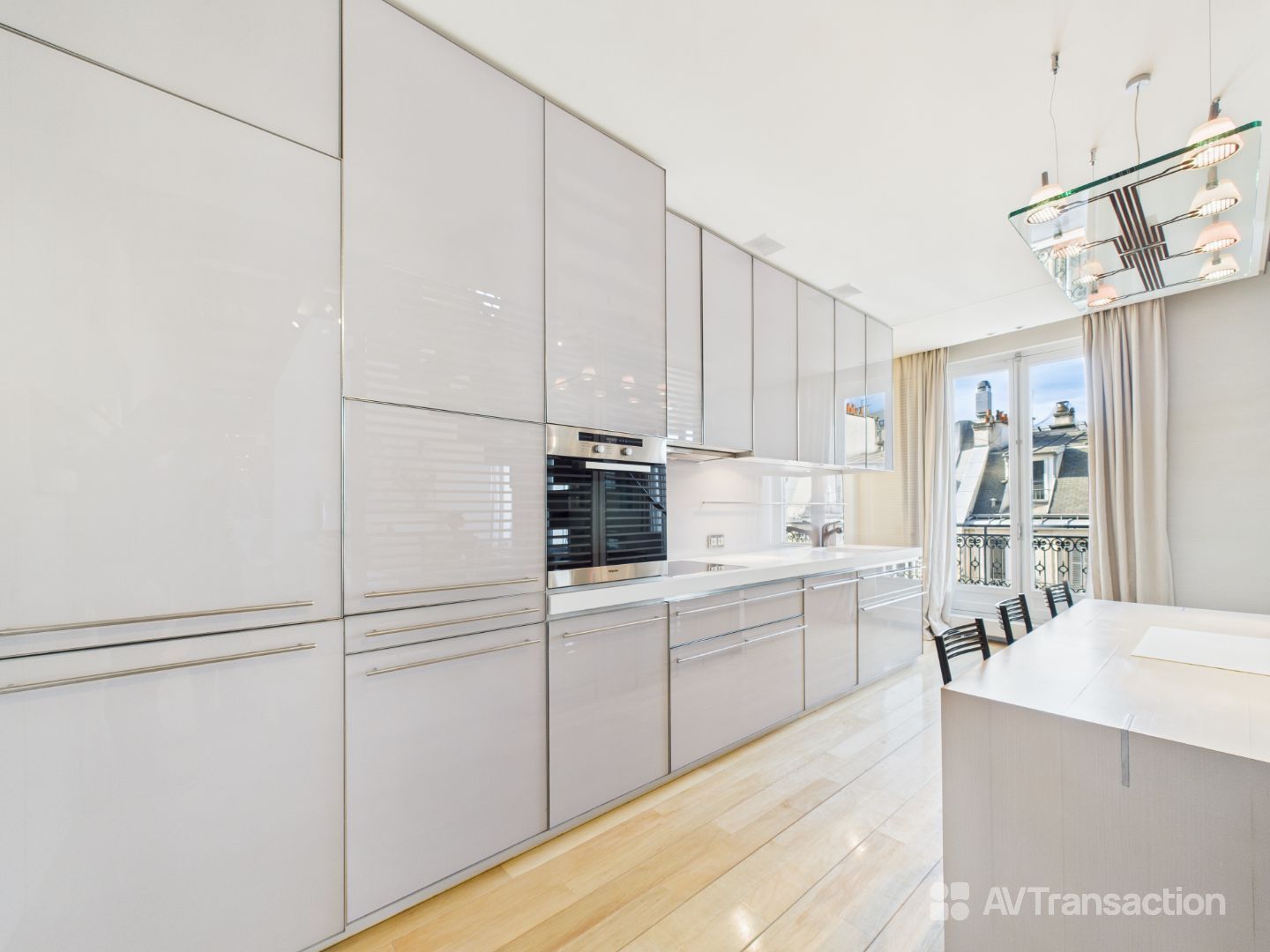 Duplex à vendre  - 4 pièce(s) - 182m2 - Paris (75008)