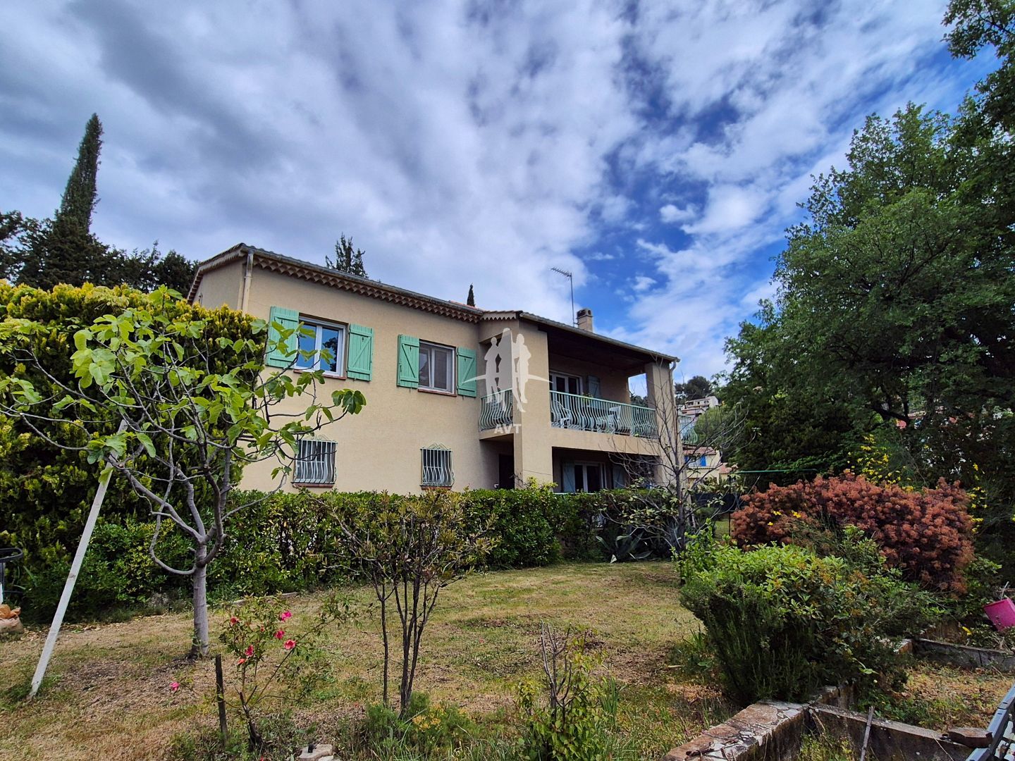 Maison à vendre  - 9 pièce(s) - 170m2 - Draguignan (83300)