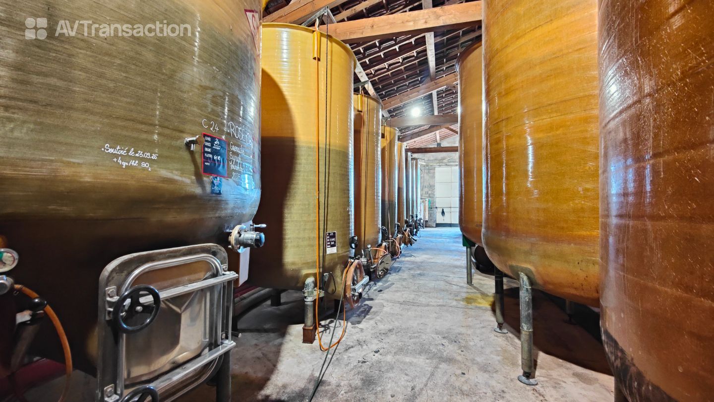 Domaine à vendre  - 9 pièce(s) - 482m2 - Beauvoisin (30640)