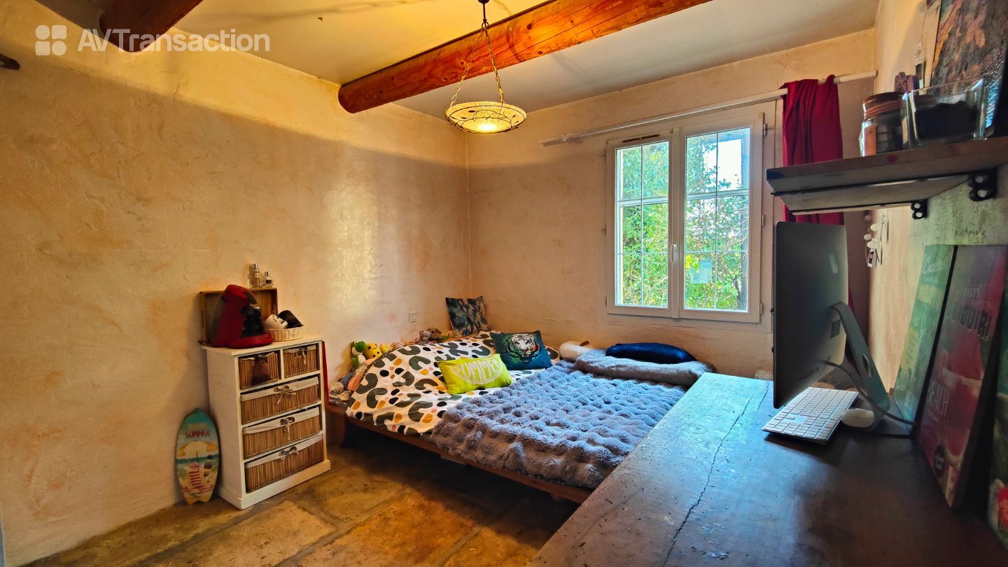 Domaine à vendre  - 9 pièce(s) - 482m2 - Beauvoisin (30640)