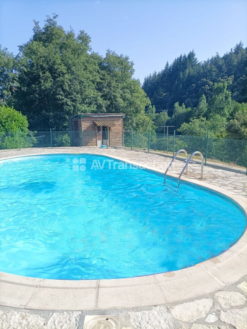 Villa à vendre  - 7 pièce(s) - 139m2 - Soudorgues (30460)