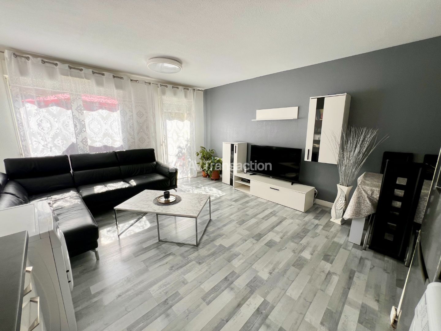 Appartement à vendre  - 3 pièce(s) - 59m2 - Belley (01300)