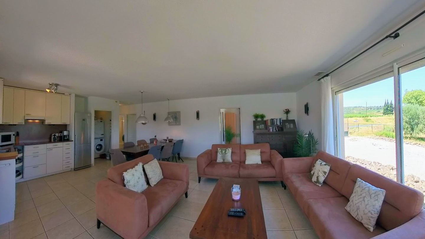 Propriété à vendre  - 8 pièce(s) - 142m2 - Aigne (34210)