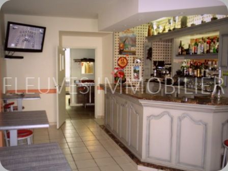 Café - Restaurant à vendre  - 11 pièce(s) - 477m2 - Tardets-sorholus (64470)