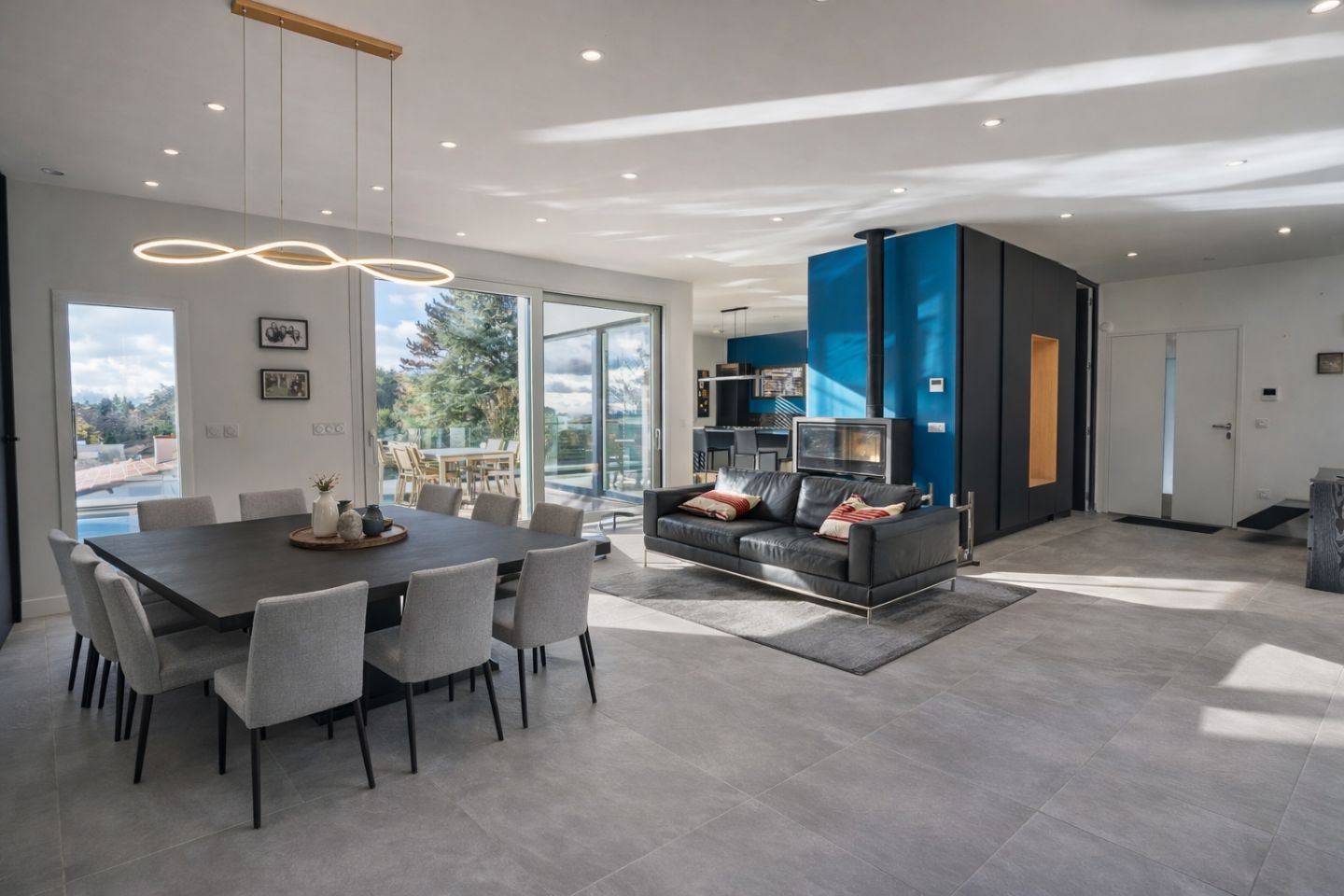 Maison à vendre  - 8 pièce(s) - 204m2 - Saint-cyr-au-mont-d'or (69450)