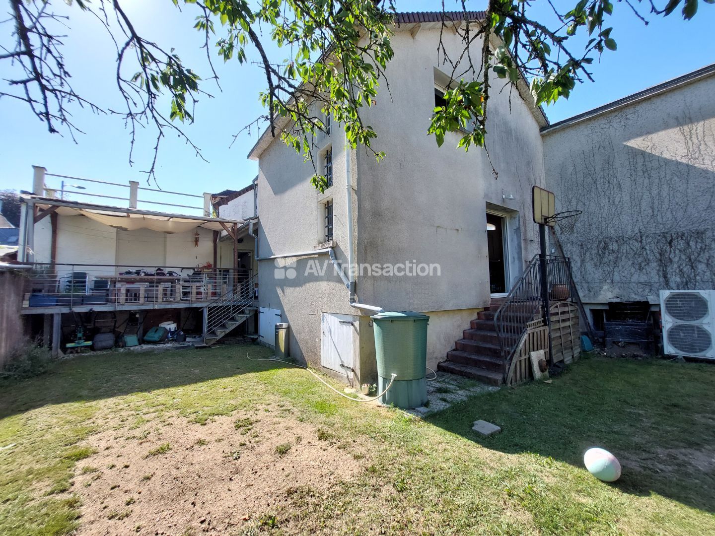 Maison à vendre  - 7 pièce(s) - 218m2 - Forcé (53260)