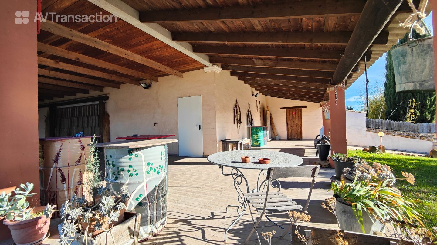 Domaine à vendre  - 9 pièce(s) - 480m2 - Beauvoisin (30640)