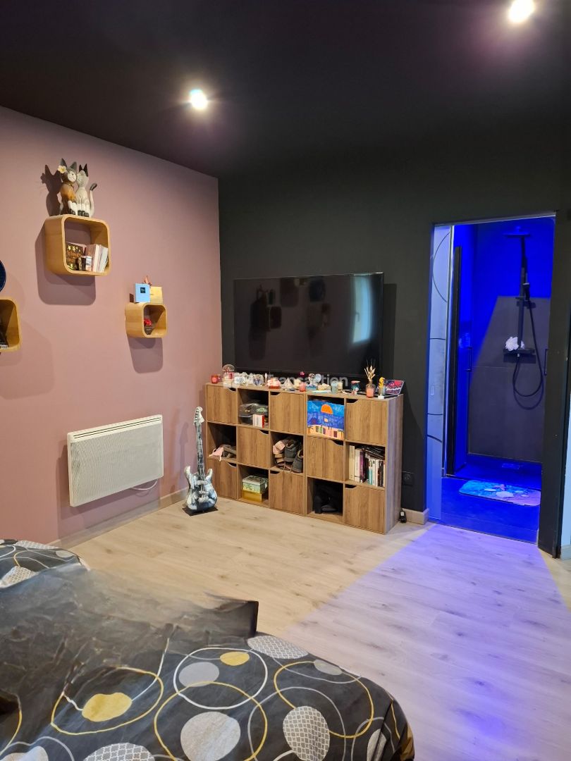 Maison à vendre  - 7 pièce(s) - 166m2 - Sérézin-de-la-tour (38300)