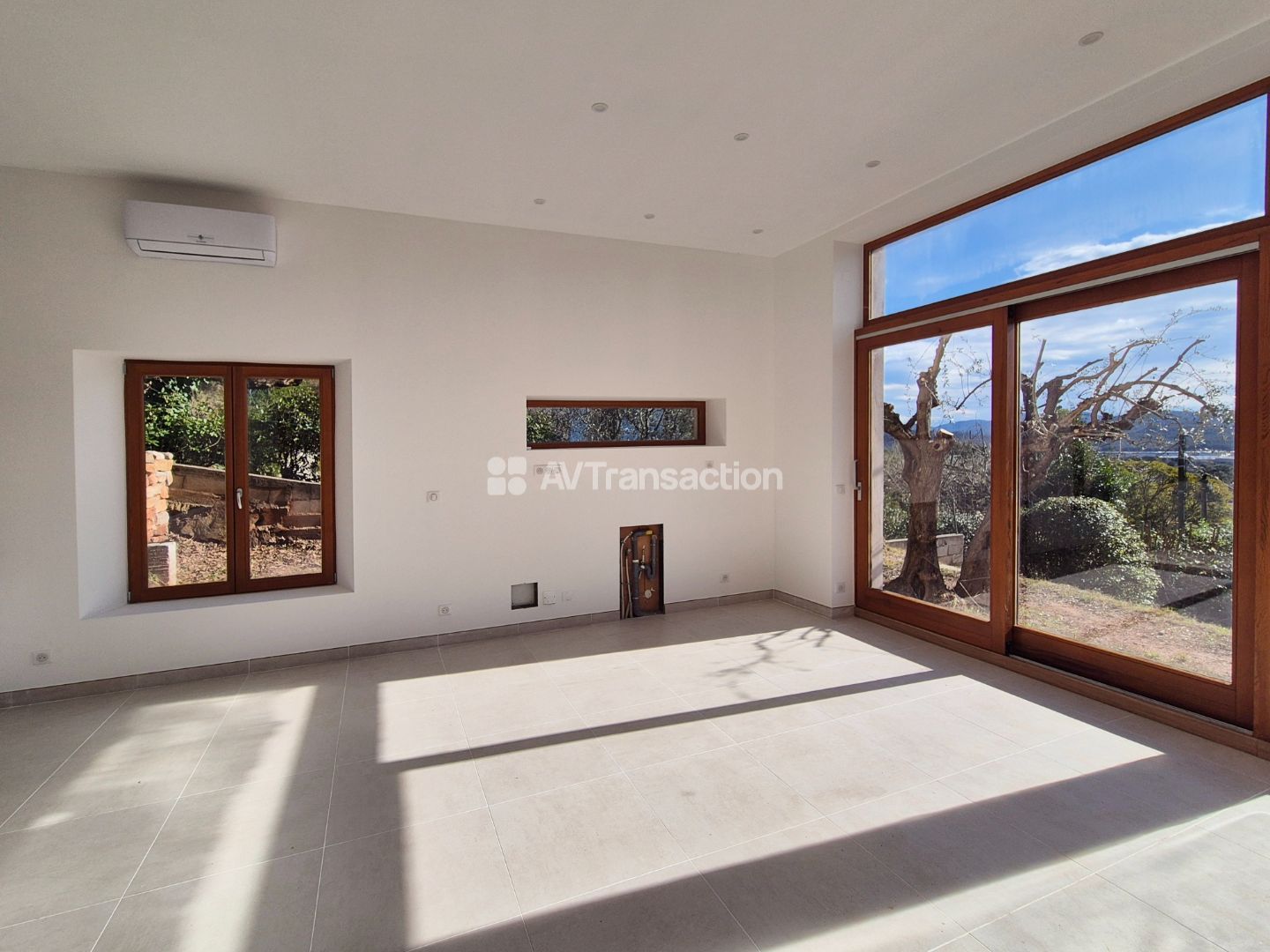 Maison à vendre  - 4 pièce(s) - 117m2 - Les Arcs (83460)