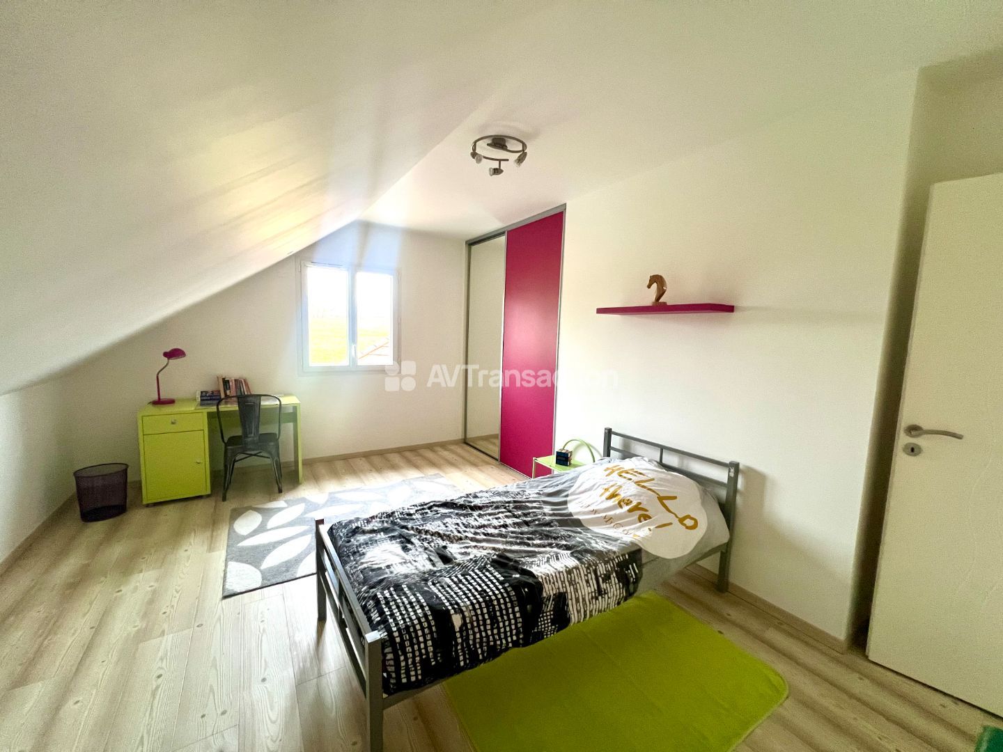 Villa d'architecte à vendre  - 5 pièce(s) - 181.56m2 - Belley (01300)