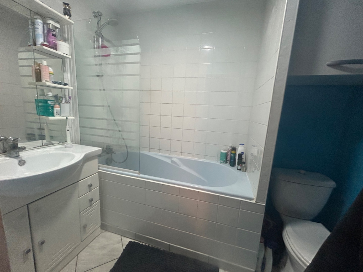 Locaux d'activité à vendre  - 135m2 - Le Muy (83490)