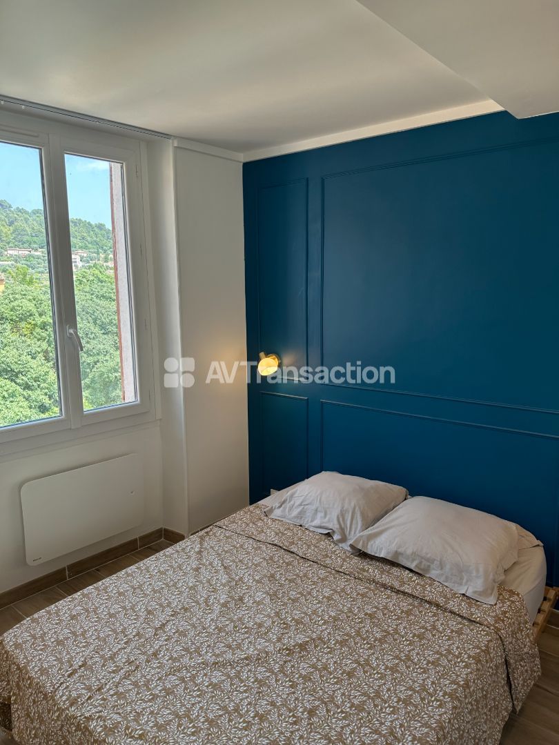 Appartement à vendre  - 2 pièce(s) - 37m2 - Callas (83830)