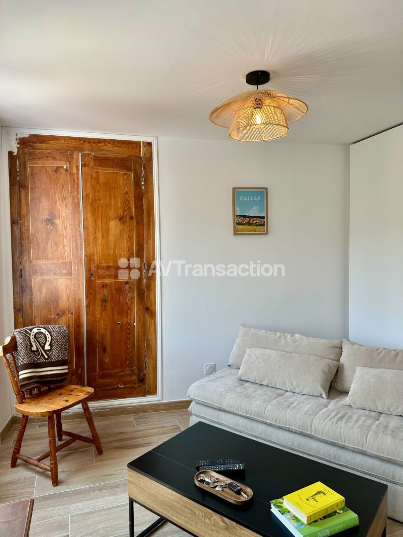 Appartement à vendre  - 1 pièce(s) - 24m2 - Callas (83830)