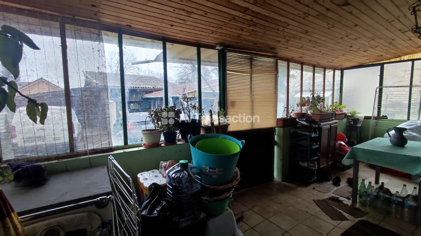 Maison à vendre  - 6 pièce(s) - 143m2 - Sauvigney Les Gray (70100)