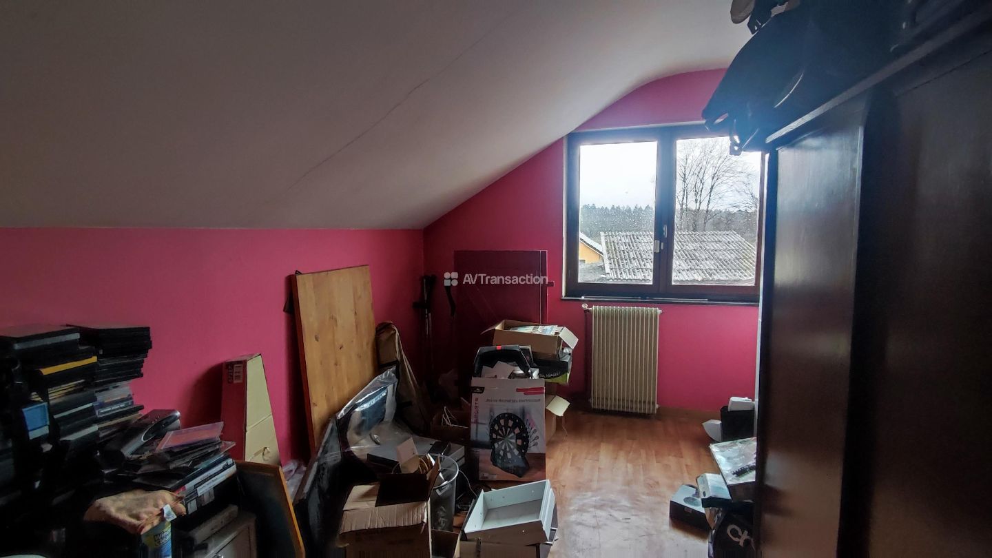 Maison à vendre  - 6 pièce(s) - 143m2 - Sauvigney Les Gray (70100)