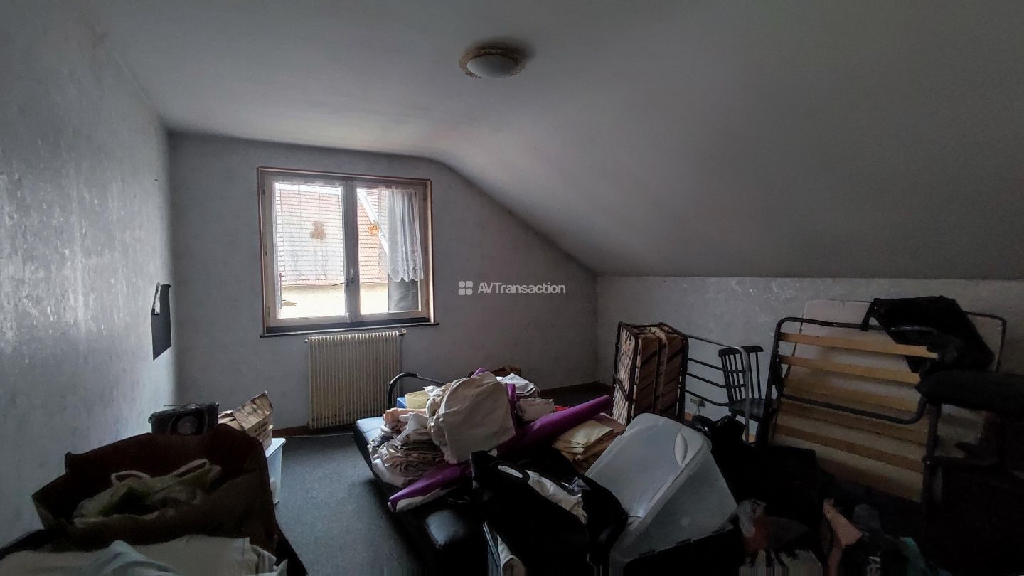 Maison à vendre  - 6 pièce(s) - 143m2 - Sauvigney Les Gray (70100)