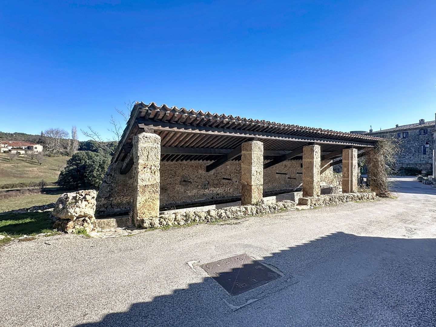 Maison à vendre  - 2 pièce(s) - 40m2 - Tourtour (83690)