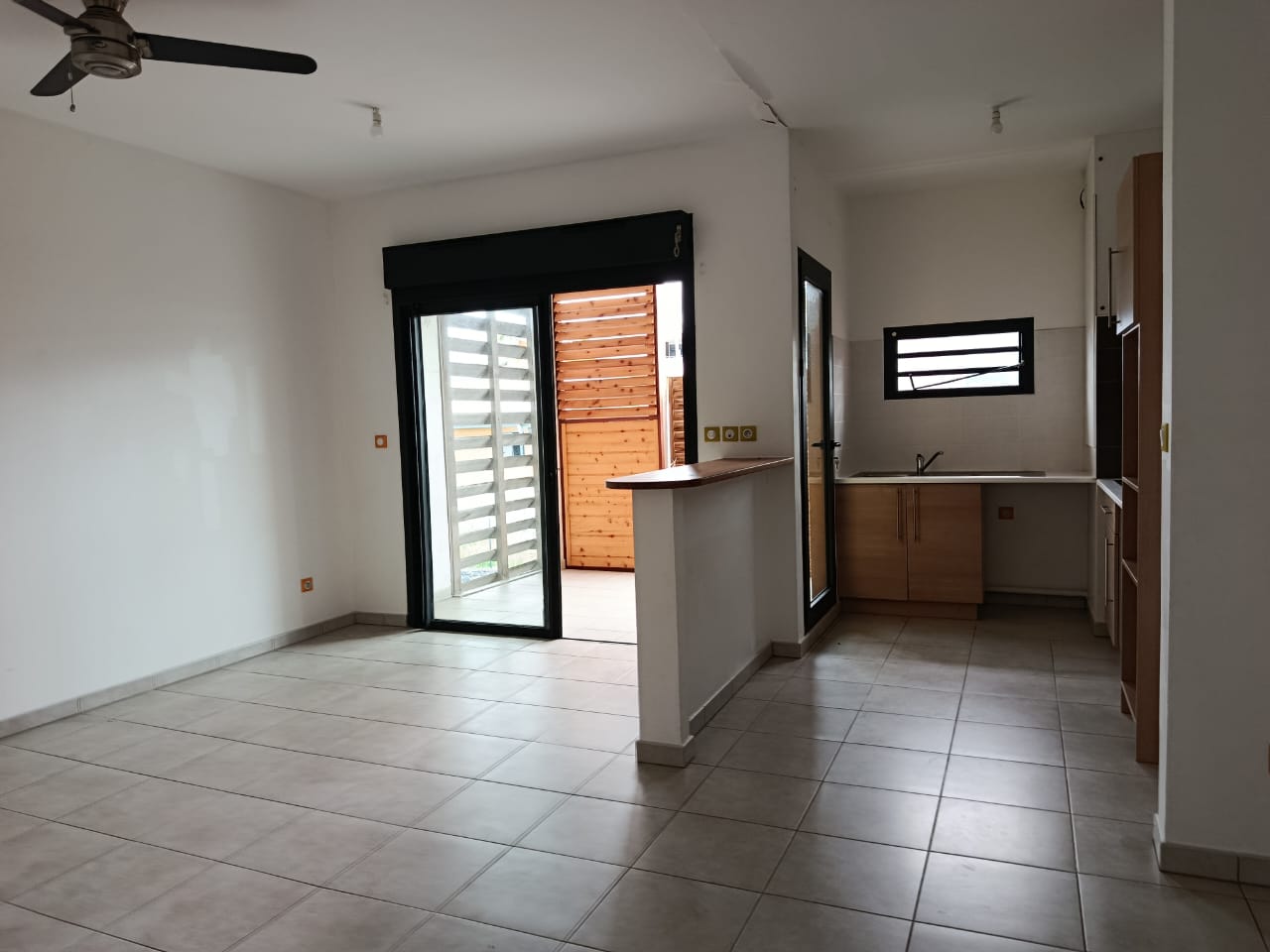 Appartement à vendre  - 2 pièce(s) - 51.05m2 - Sainte-marie (97438)