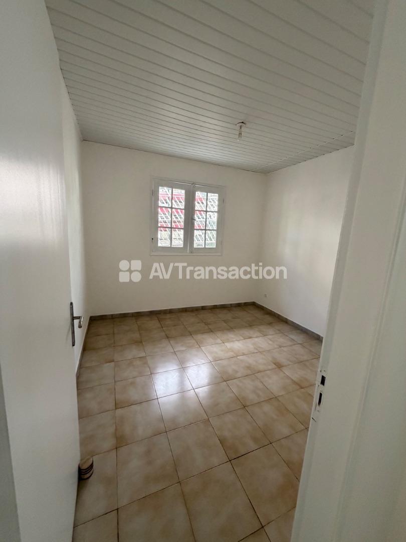 Maison à louer  - 4 pièce(s) - 90m2 - Mont-vert Les Bas (97410)
