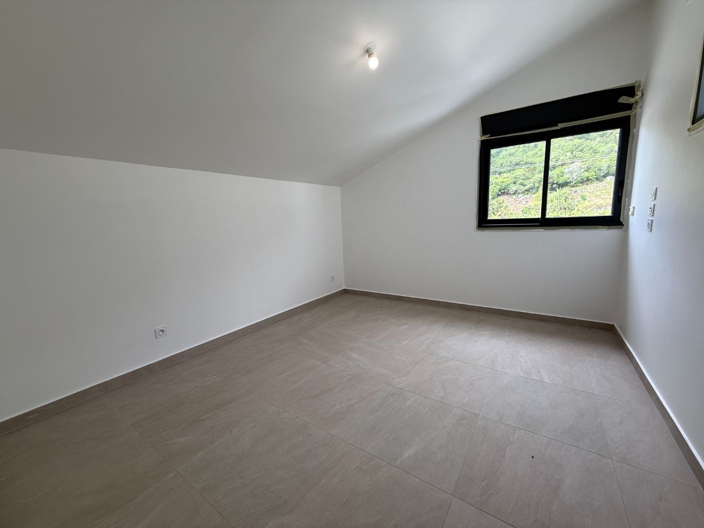 Maison à louer  - 4 pièce(s) - 88m2 - Saint-joseph (97480)