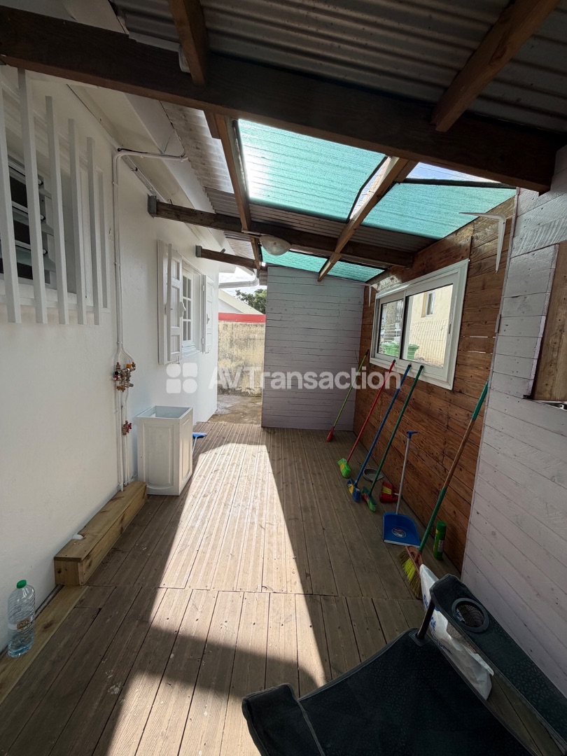 Maison à louer  - 4 pièce(s) - 90m2 - Mont-vert Les Bas (97410)