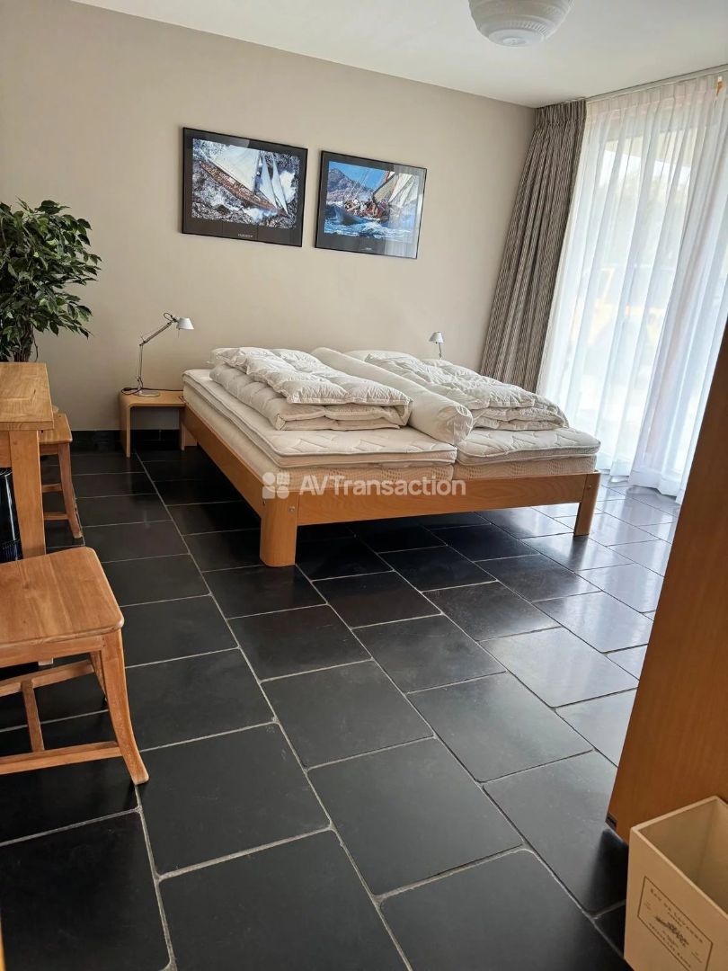 Magnifique Villa de 250m2 au bord du Lac de Serre-Ponçon