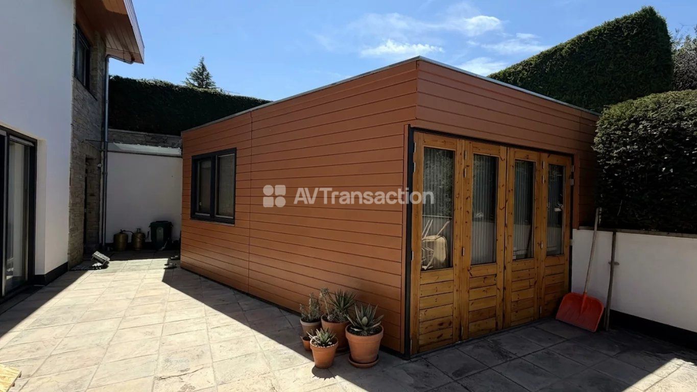 Magnifique Villa de 250m2 au bord du Lac de Serre-Ponçon