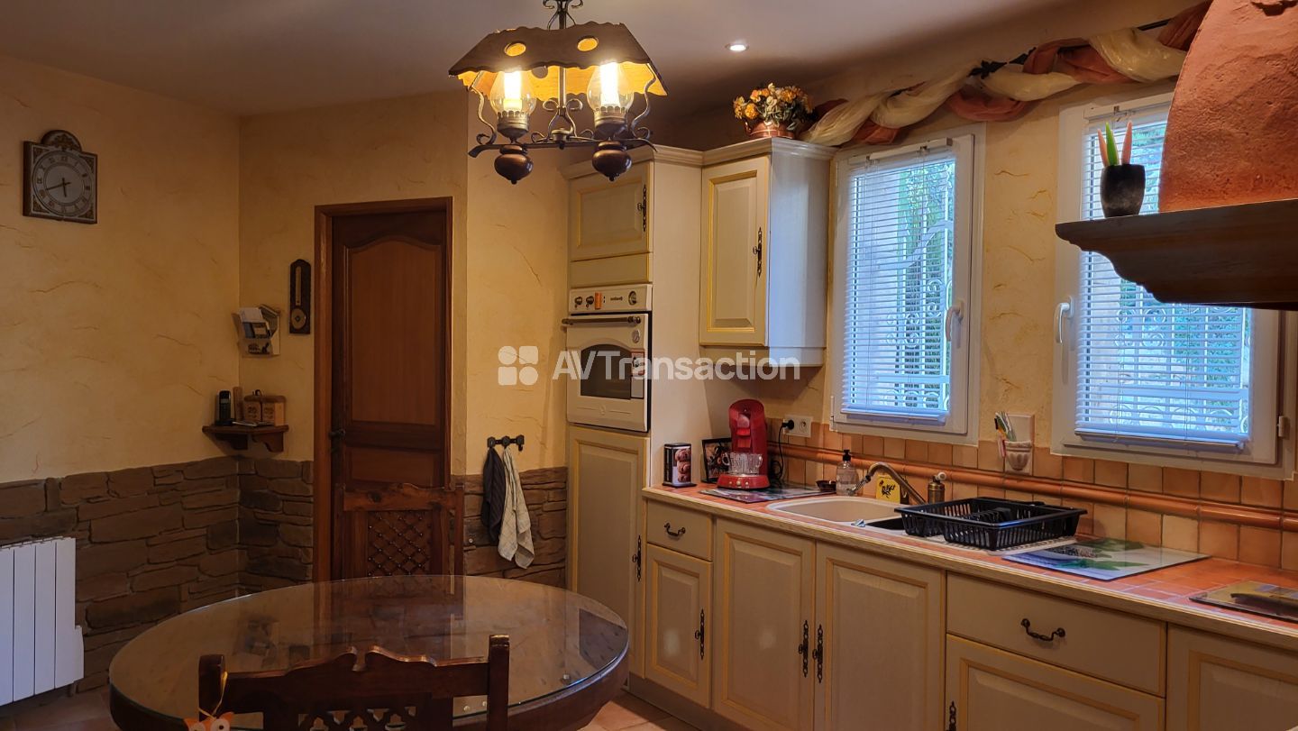 Maison à vendre  - 5 pièce(s) - 125m2 - Lorgues (83510)