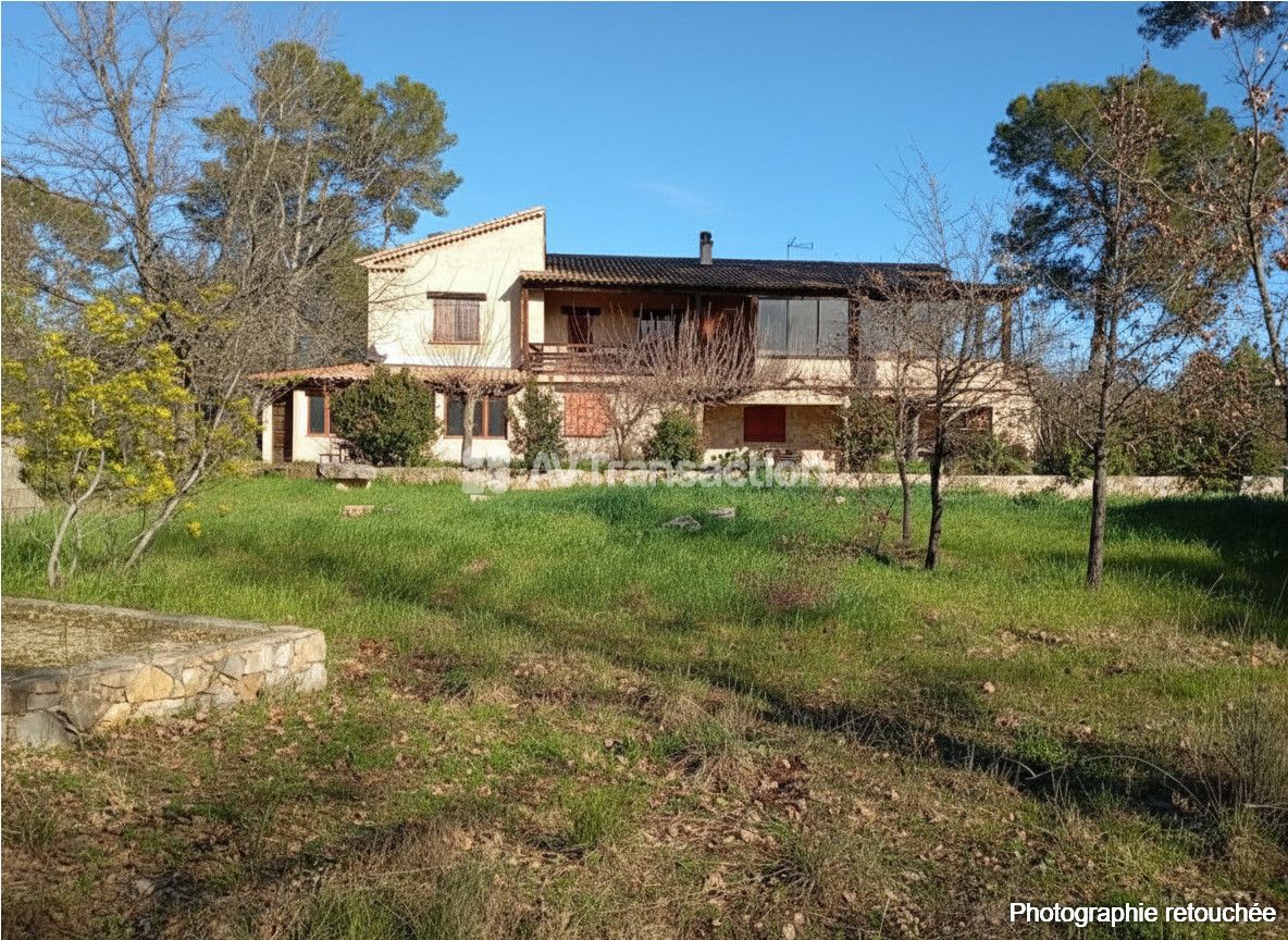 LES ARCS : Maison de 282 m2 sur terrain de 5500m2