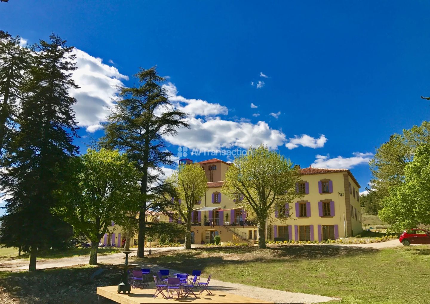 Drôme: appartement T2 avec piscine et tennis