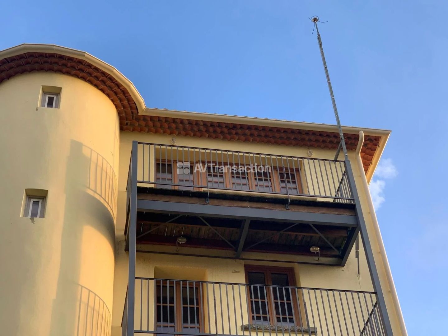 Drôme: appartement T2 avec piscine et tennis