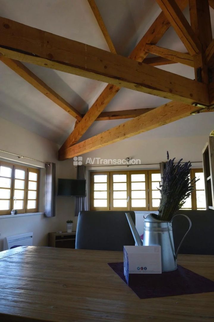 Drôme: appartement T2 avec piscine et tennis
