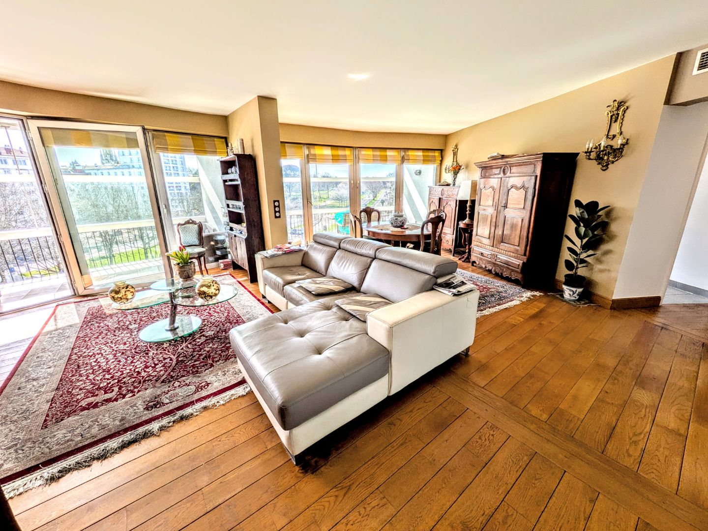 APPARTEMENT DE STANDING QUARTIER FOCH