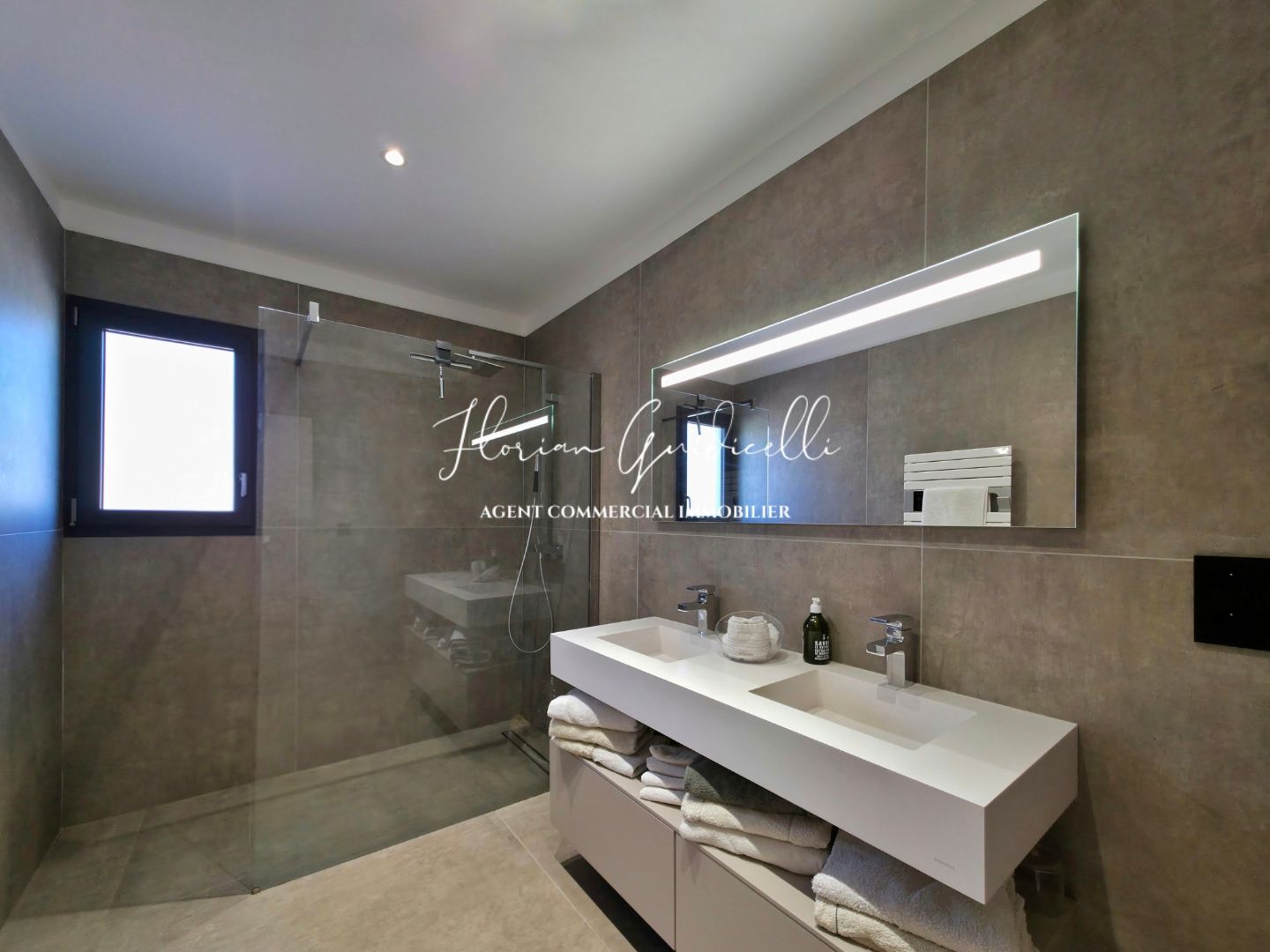 Maison à vendre  - 4 pièce(s) - 178m2 - Bastia (20600)