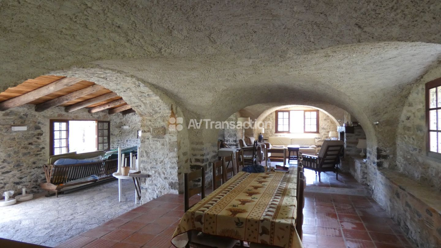 Maison de caractère à vendre  - 6 pièce(s) - 300m2 - Cazalet (30170)