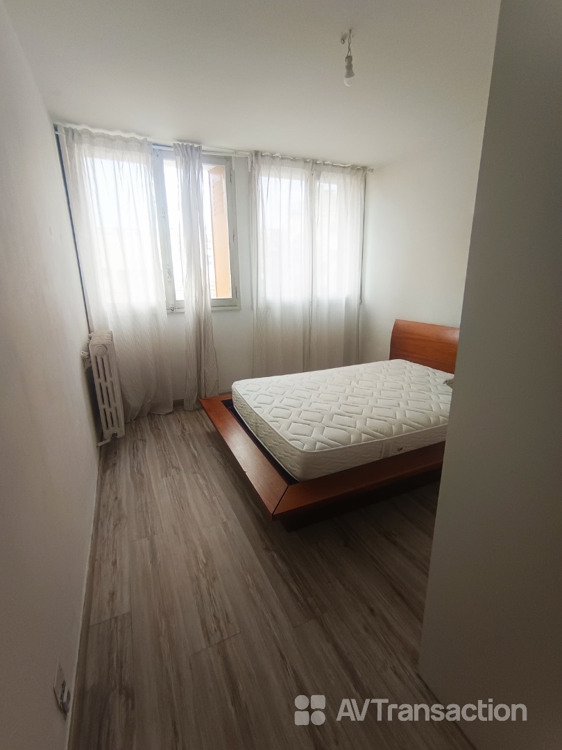 Appartement à vendre  - 2 pièce(s) - 52m2 - Marseille (13005)