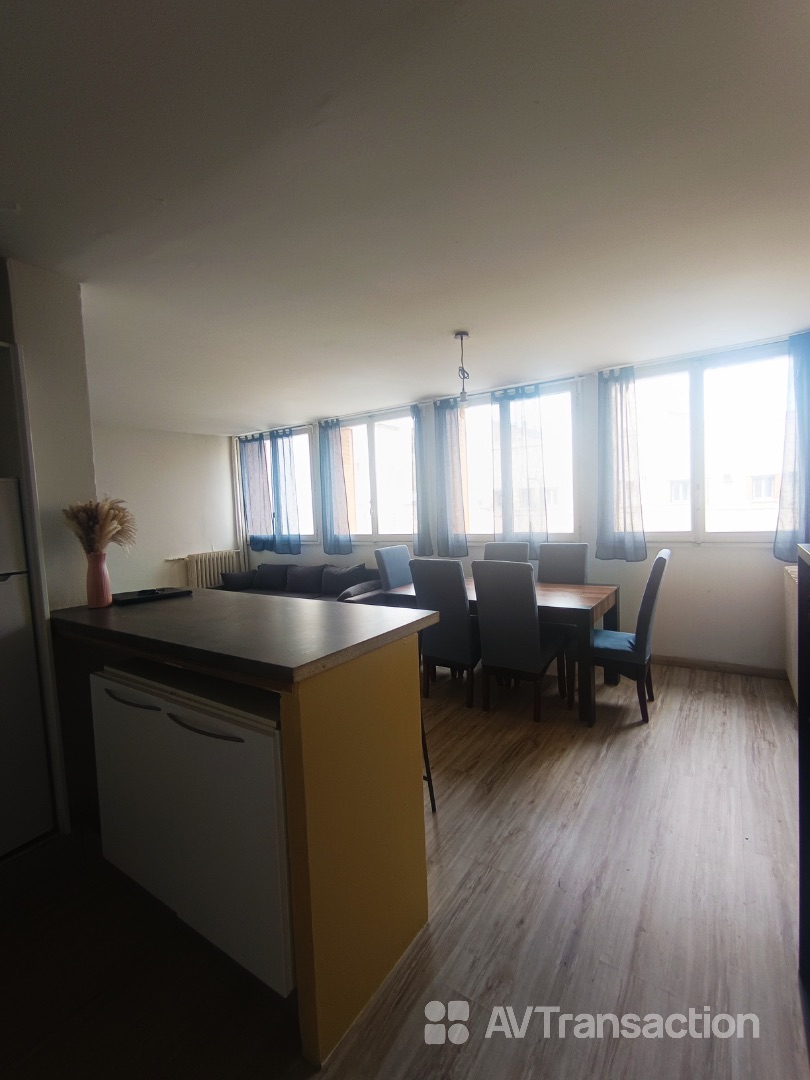 Appartement à vendre  - 2 pièce(s) - 52m2 - Marseille (13005)