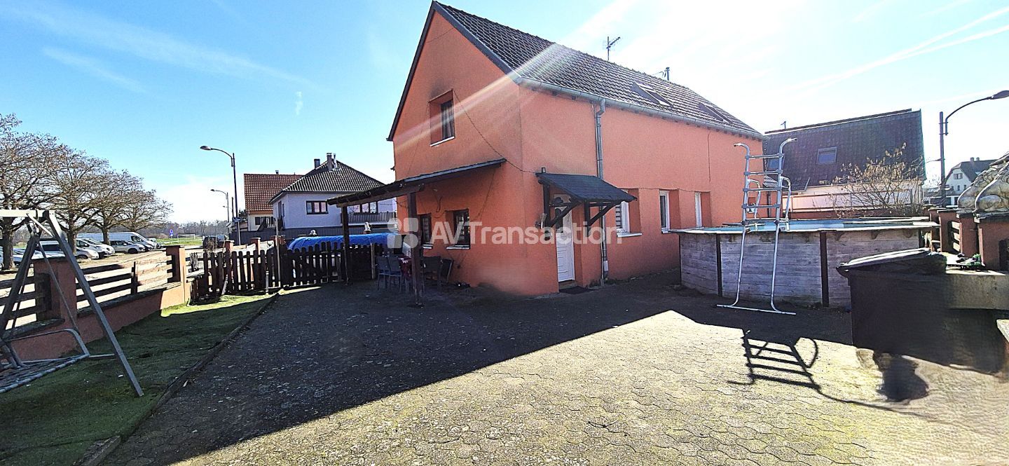 Maison à vendre  - 4 pièce(s) - 130m2 - Meistratzheim (67210)