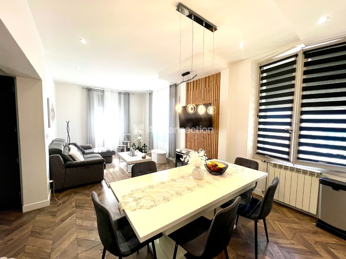 Maison individuelle à vendre  - 10 pièce(s) - 190m2 - Chambéry (73000)