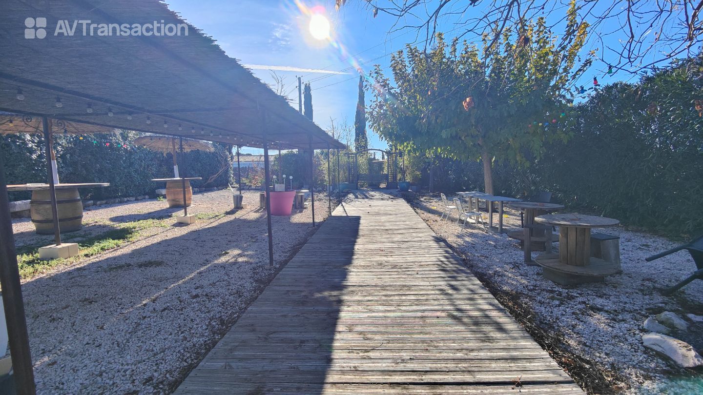 Domaine à vendre  - 9 pièce(s) - 480m2 - Beauvoisin (30640)