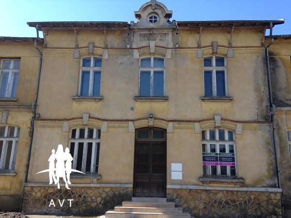 Immeuble à rénover à vendre  - 460m2 - Moineville (54580)