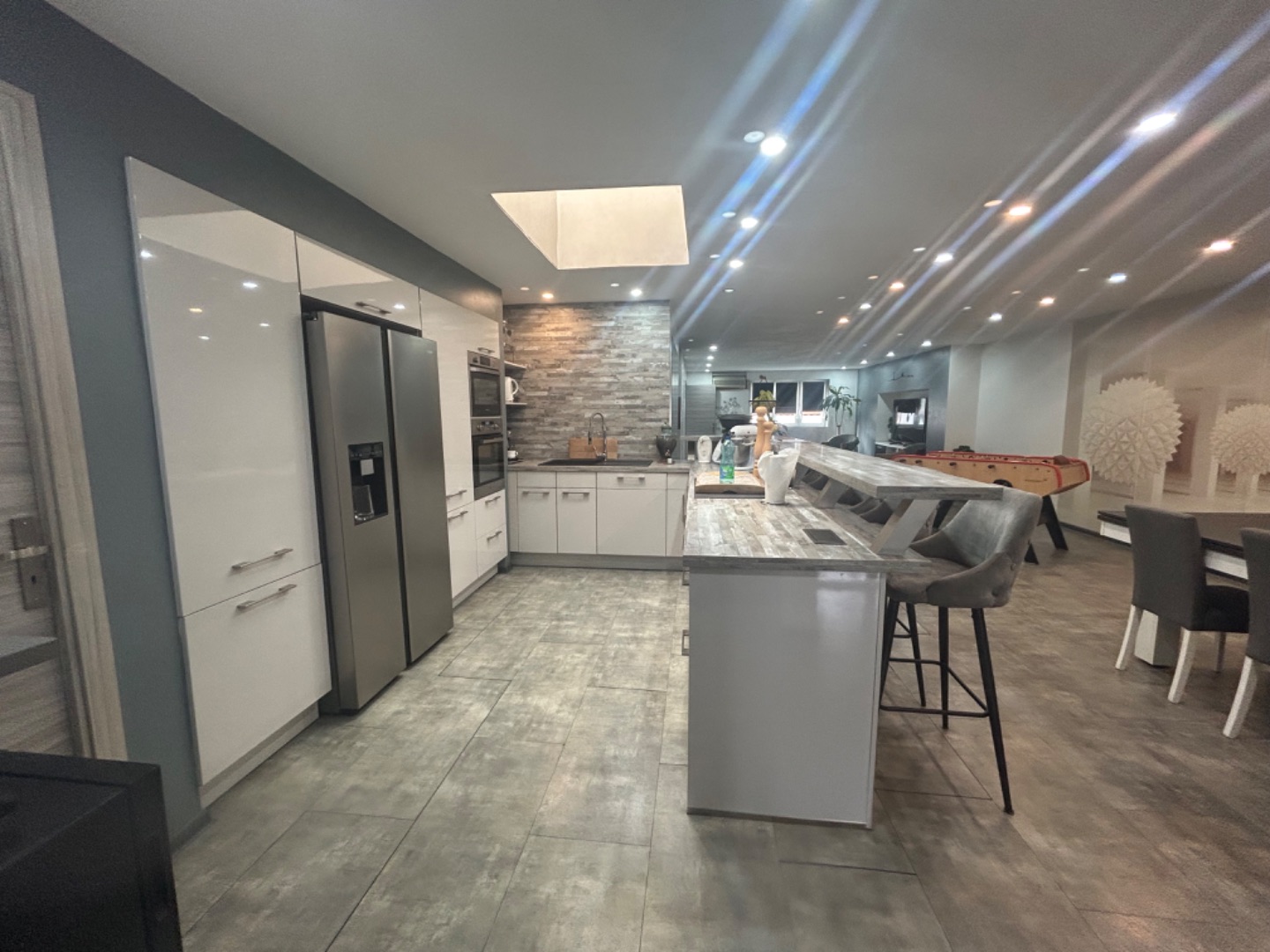 Local commercial à vendre  - 135m2 - Le Muy (83490)