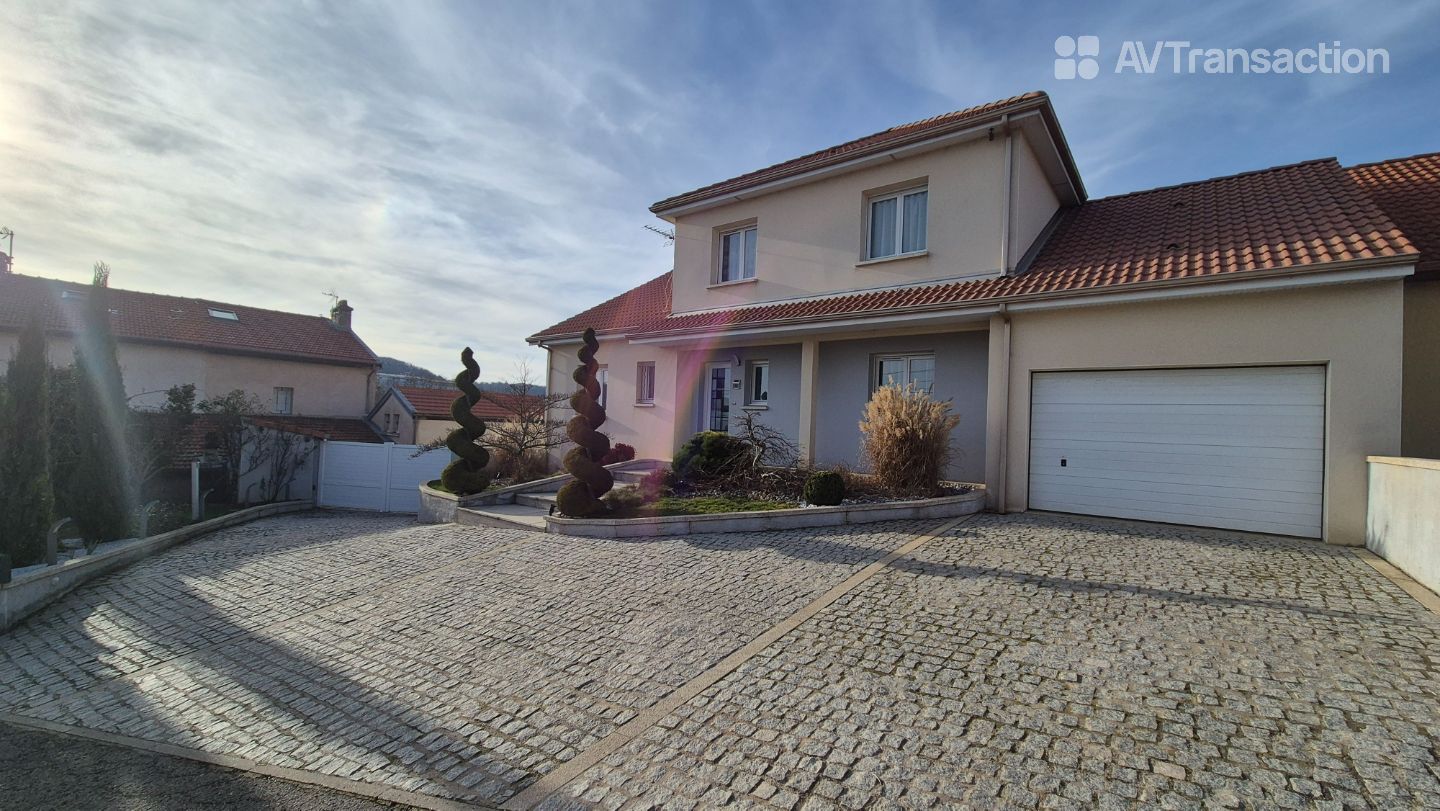 Maison à vendre  - 6 pièce(s) - 212m2 - Bouxières-aux-dames (54136)