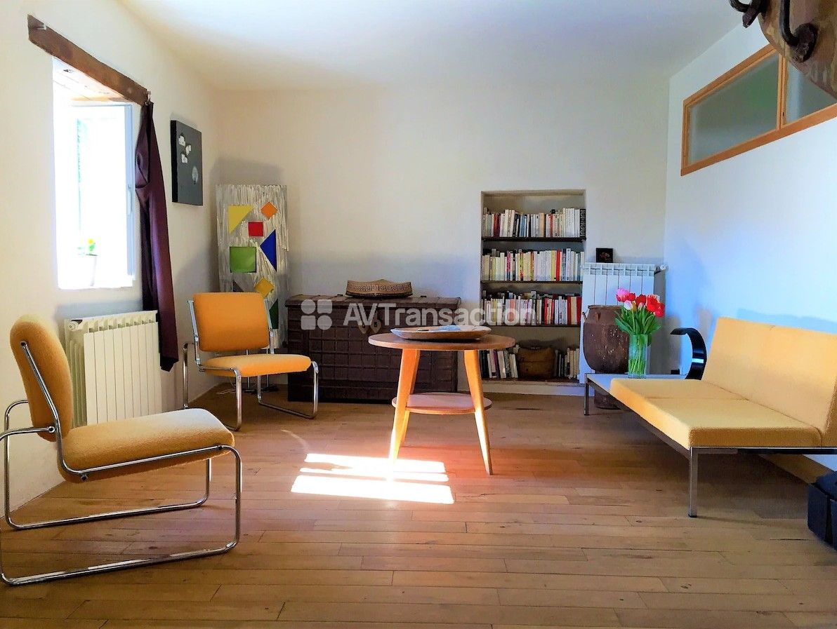 Propriété à vendre  - 358.84m2 - Cros (30170)