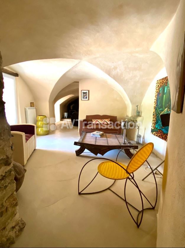 Propriété à vendre  - 358.84m2 - Cros (30170)