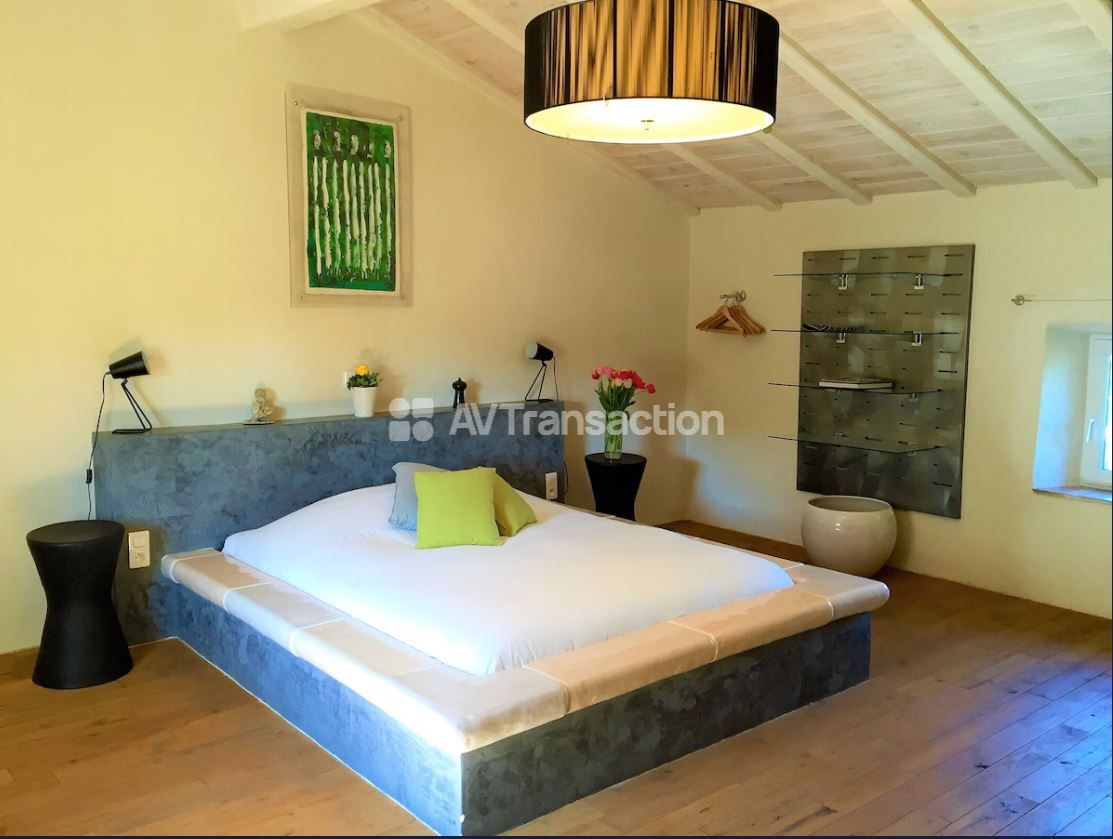 Propriété à vendre  - 358.84m2 - Cros (30170)